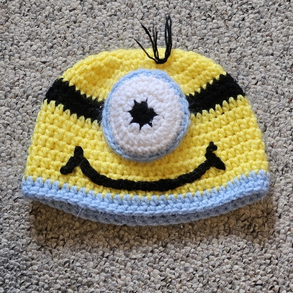 Knitted Toddler Minion Hat - Picture 1 of 8
